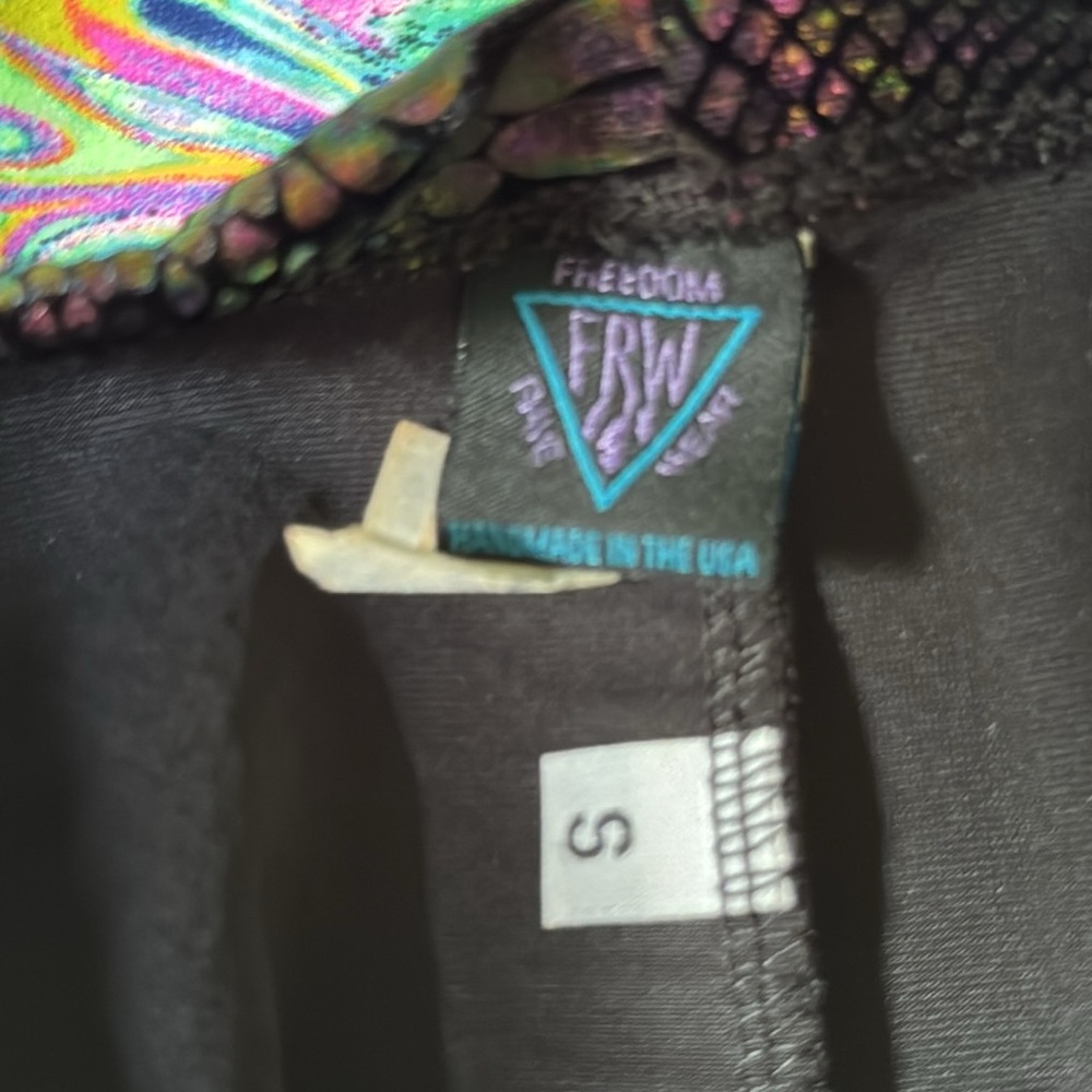 Freedom Rave Wear booty/festival shorts, size small - Picture 4 of 4
